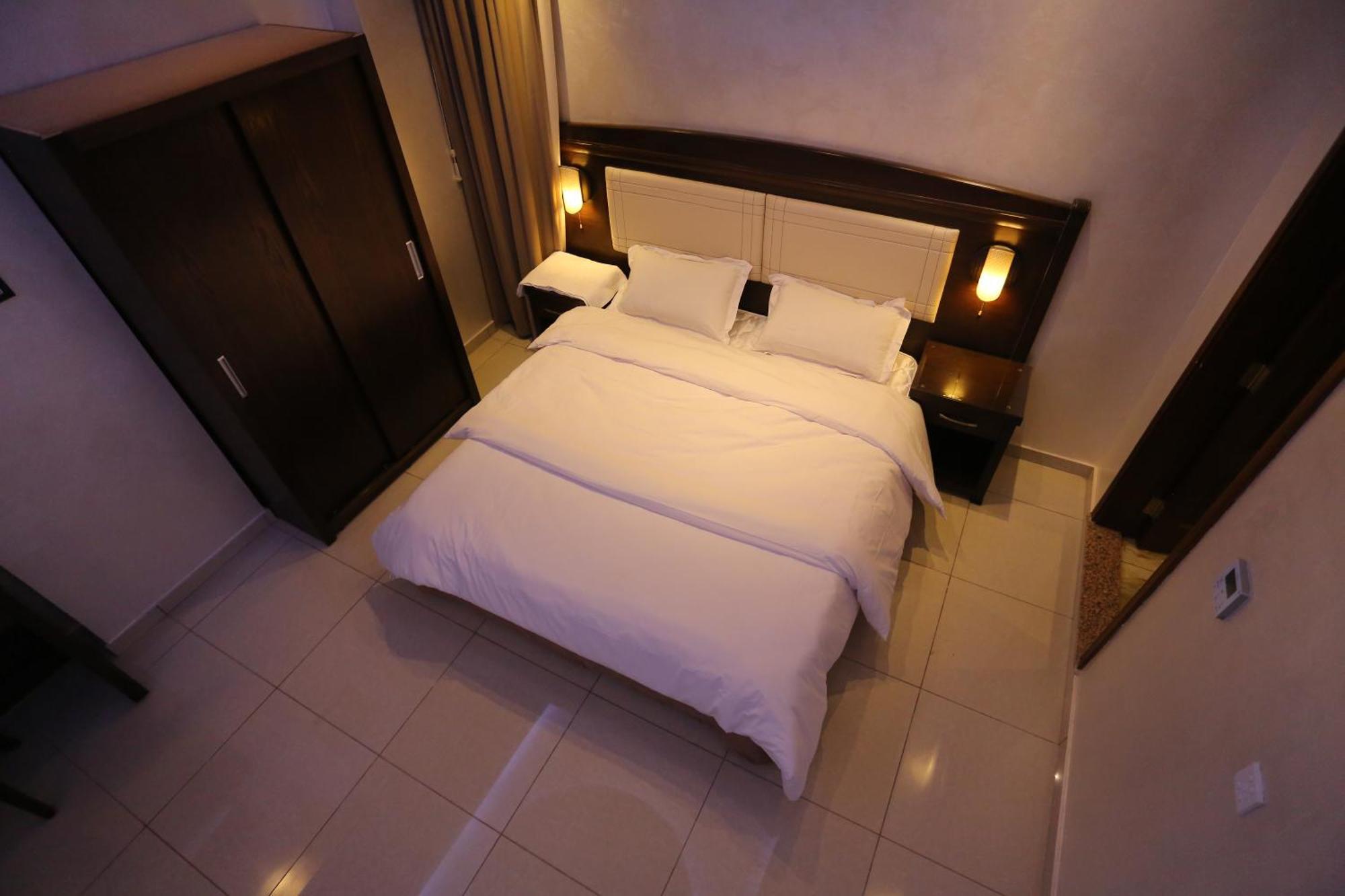 Barada Hotel- فندق بردى Najaf Buitenkant foto